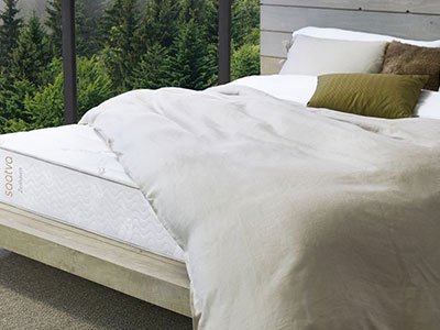 15 Best King Size Mattresses: Reviewed And Rated for 2022 7 Saatva Zenhaven