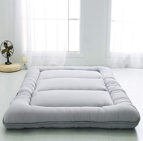 Shop, Sleep & Stow: A Guide To The Best Portable Mattresses In 2022 8 japanese futon