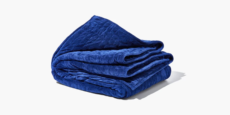 Gravity Blankets (2022 Review): Weighted Hugs for Better Sleep and Comfort 2 gravity blanket blue