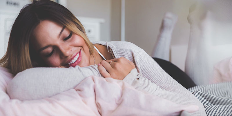 Gravity Blankets (2022 Review): Weighted Hugs for Better Sleep and Comfort 4 lightens mood