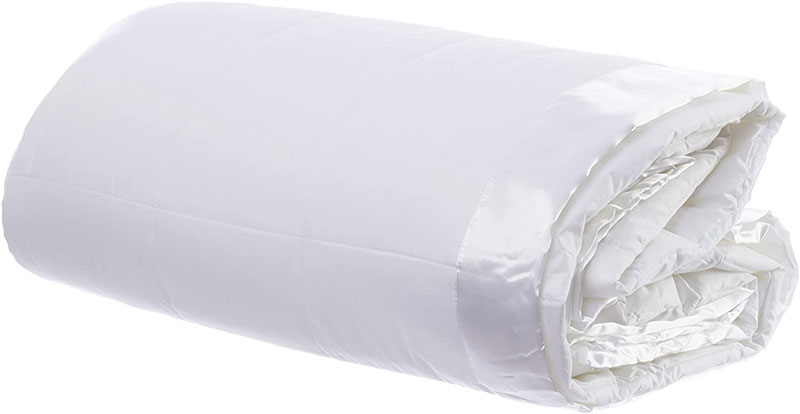 Our Top Tips & Product Picks for 2022's Best Cooling Blankets for Hot Sleepers 5 design weave blanket
